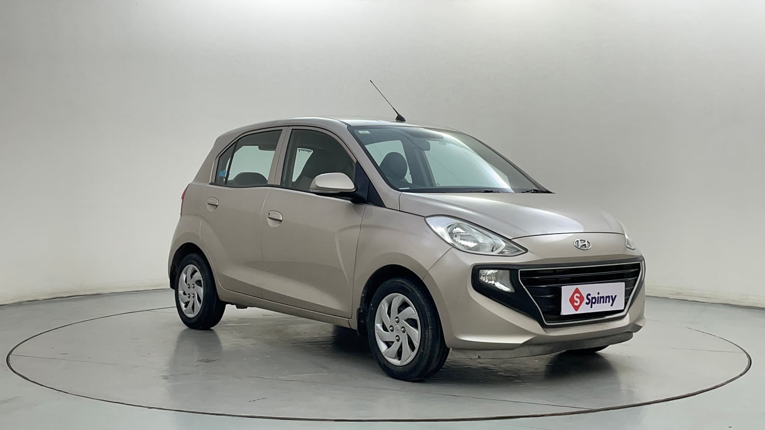 Used 2019 Hyundai Santro Sportz Petrol Manual exterior RIGHT FRONT CORNER VIEW