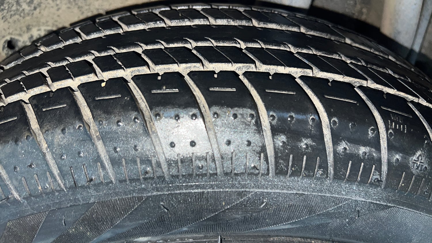 Used 2017 Maruti Suzuki Celerio VXi Petrol Manual tyres LEFT REAR TYRE TREAD VIEW