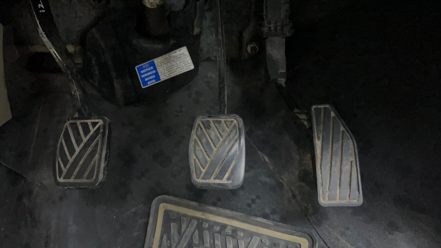 Used 2019 Maruti Suzuki Dzire VXi Petrol Manual interior PEDALS VIEW
