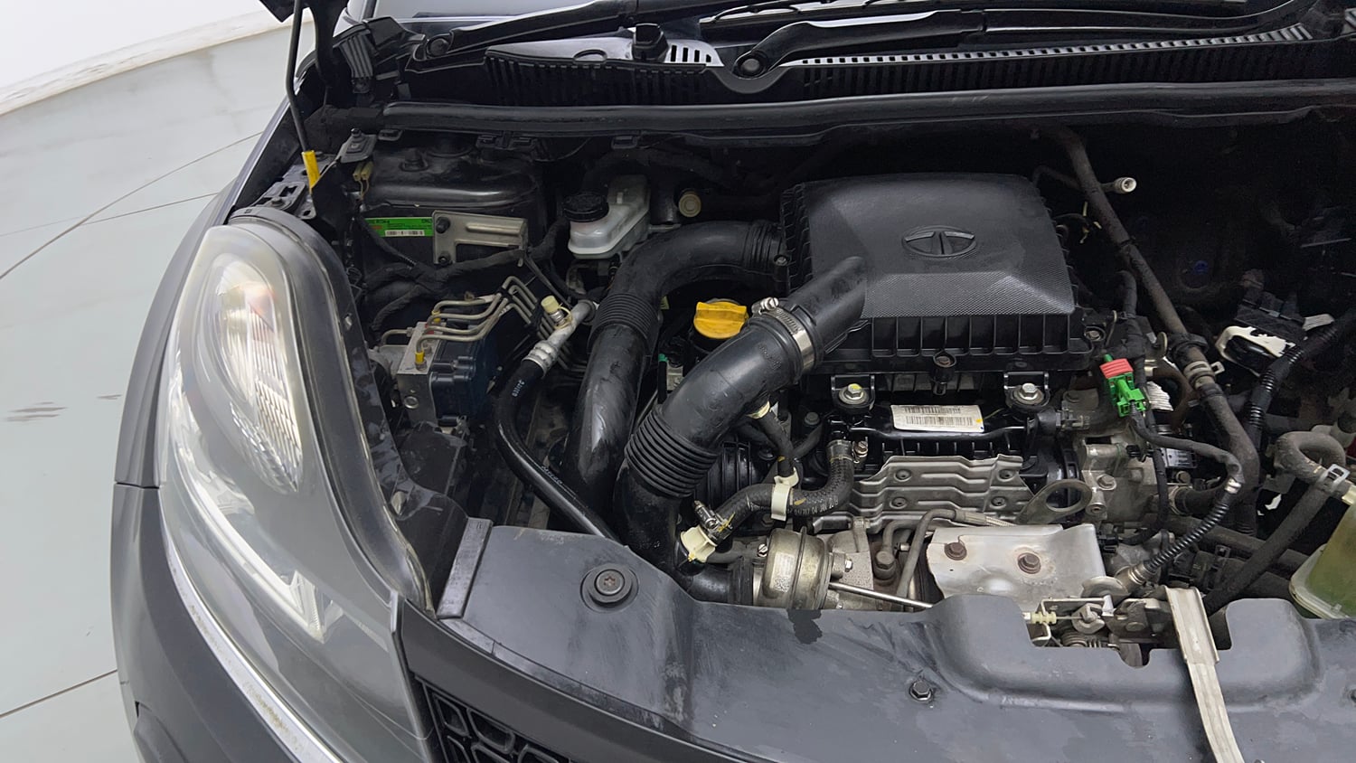 Used 2019 Tata Nexon XZA Plus Petrol Petrol Automatic engine ENGINE RIGHT SIDE VIEW