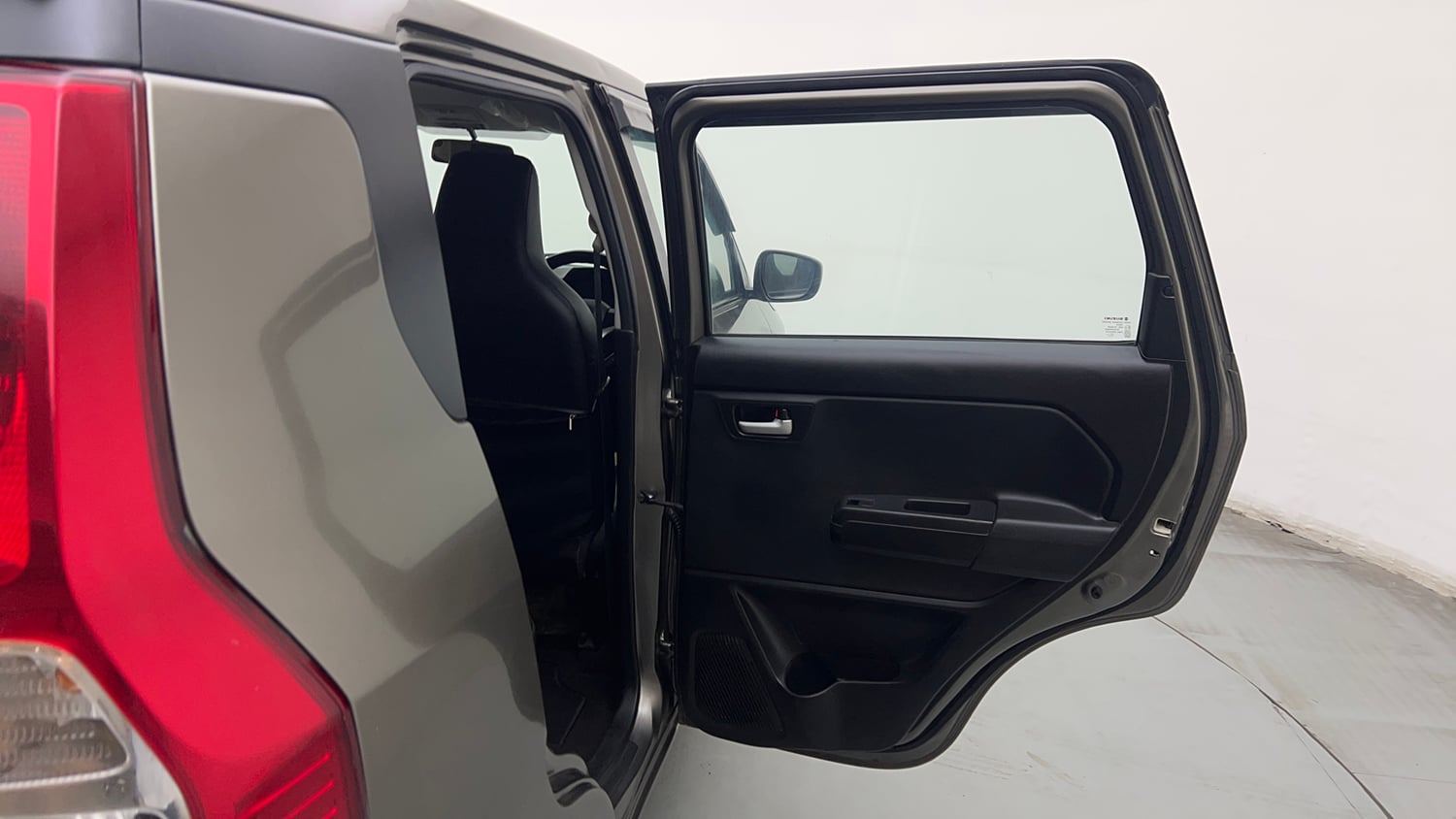 Used 2023 Maruti Suzuki Wagon R VXI 1.0 Petrol Manual interior RIGHT REAR DOOR OPEN VIEW