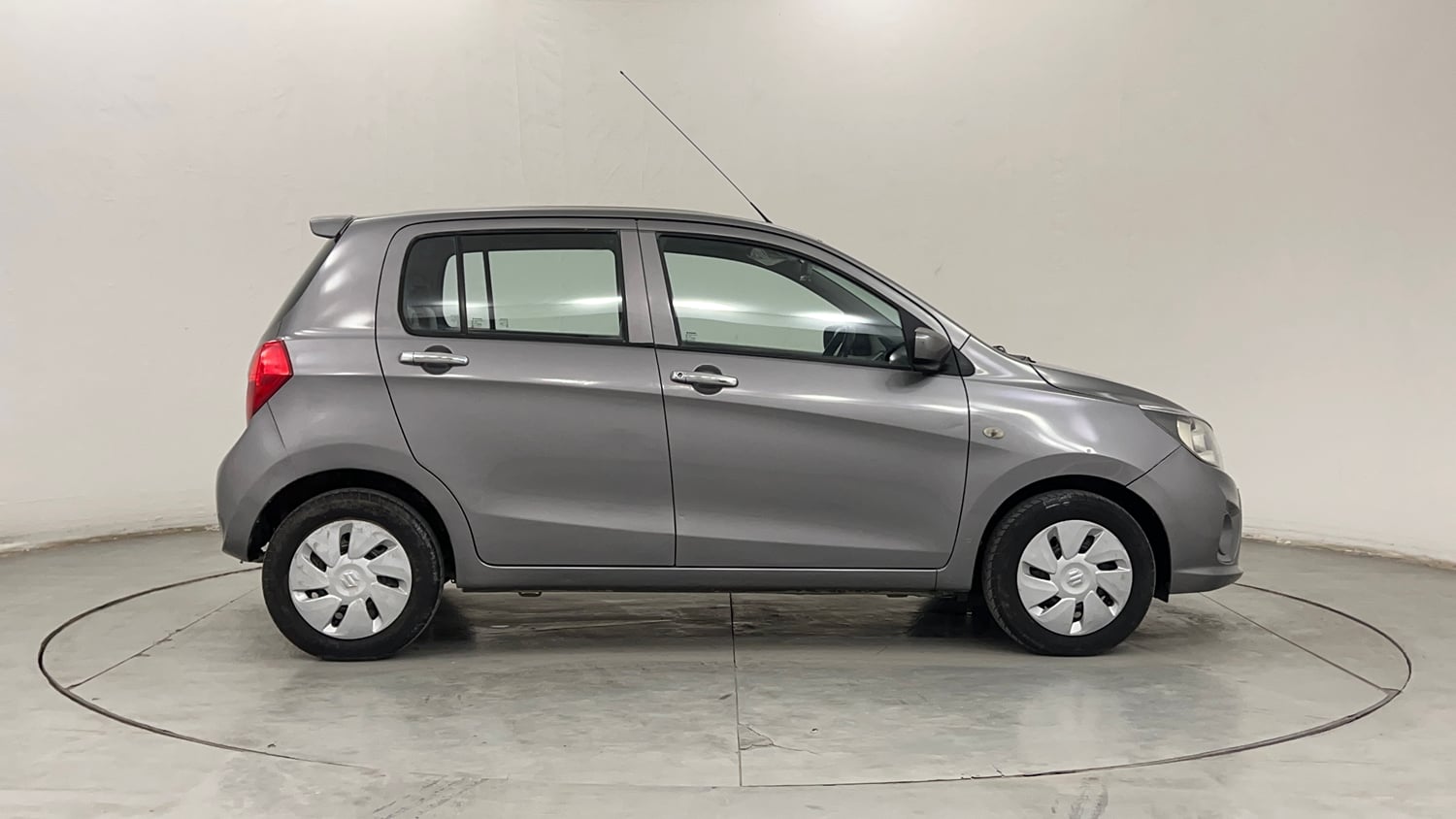 Used 2018 Maruti Suzuki Celerio VXi (O) CNG Cng Manual exterior RIGHT SIDE VIEW