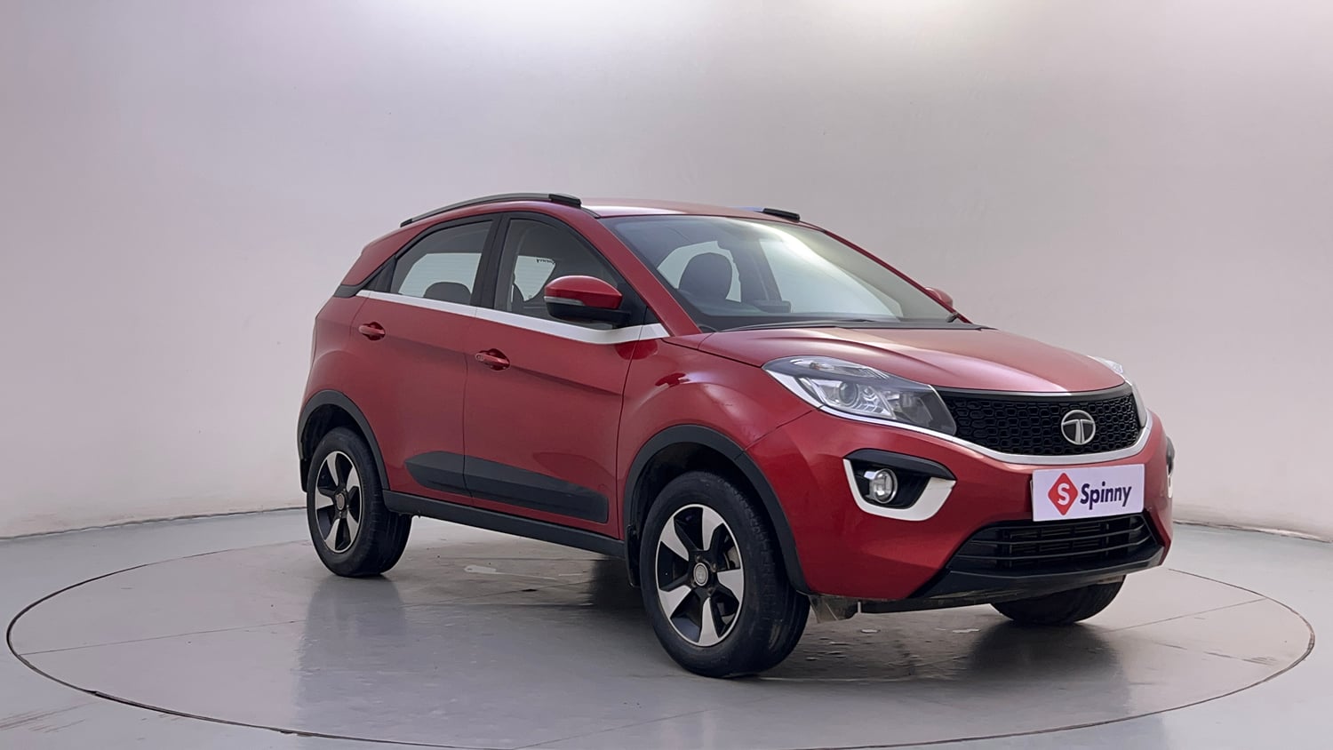 Used 2019 Tata Nexon XZA Plus Petrol Petrol Automatic exterior RIGHT FRONT CORNER VIEW