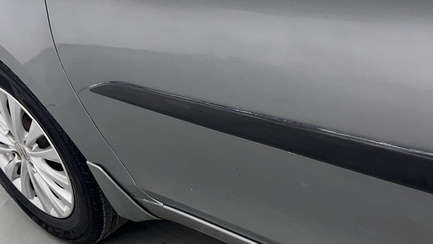 Used 2019 Maruti Suzuki Ciaz Delta Hybrid 1.5 AT Petrol Automatic dents MINOR DENT