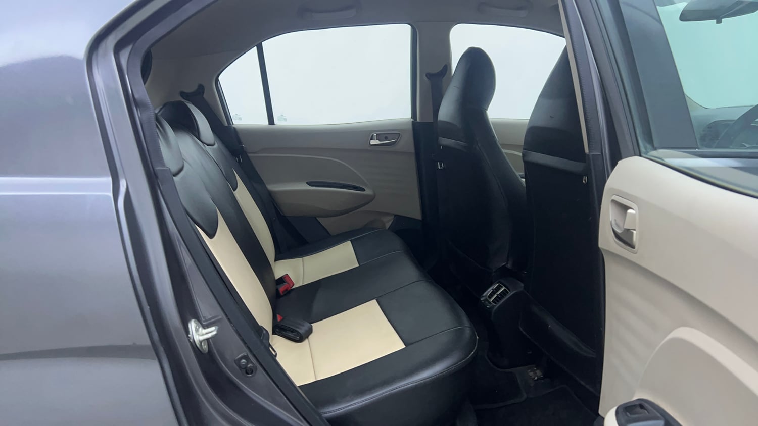 Used 2020 Hyundai Santro Sportz AMT Petrol Automatic interior RIGHT SIDE REAR DOOR CABIN VIEW
