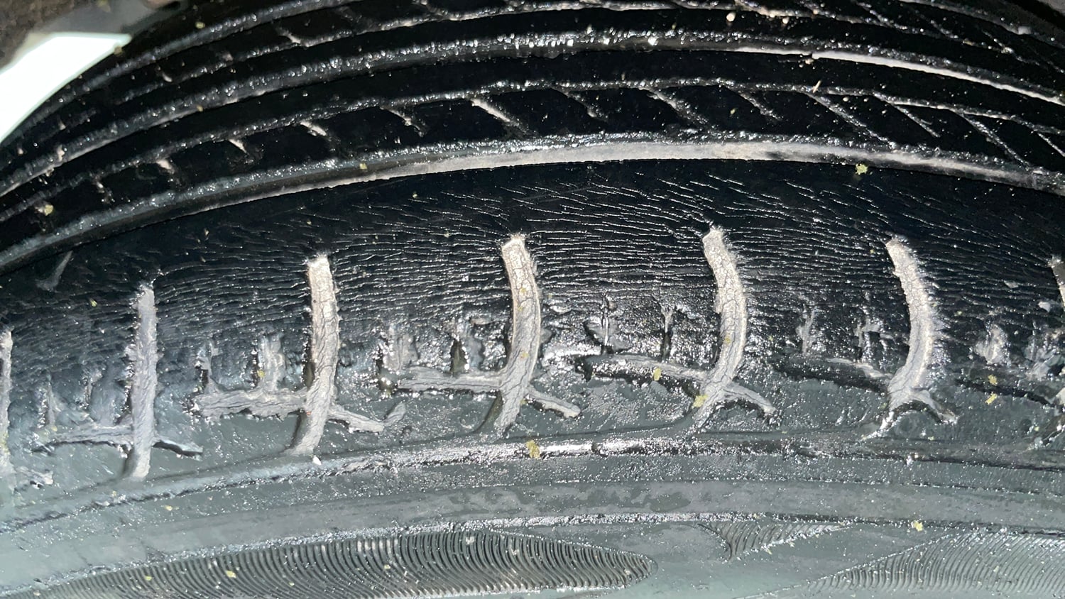 Used 2019 Maruti Suzuki Baleno Delta Petrol Manual tyres RIGHT REAR TYRE TREAD VIEW