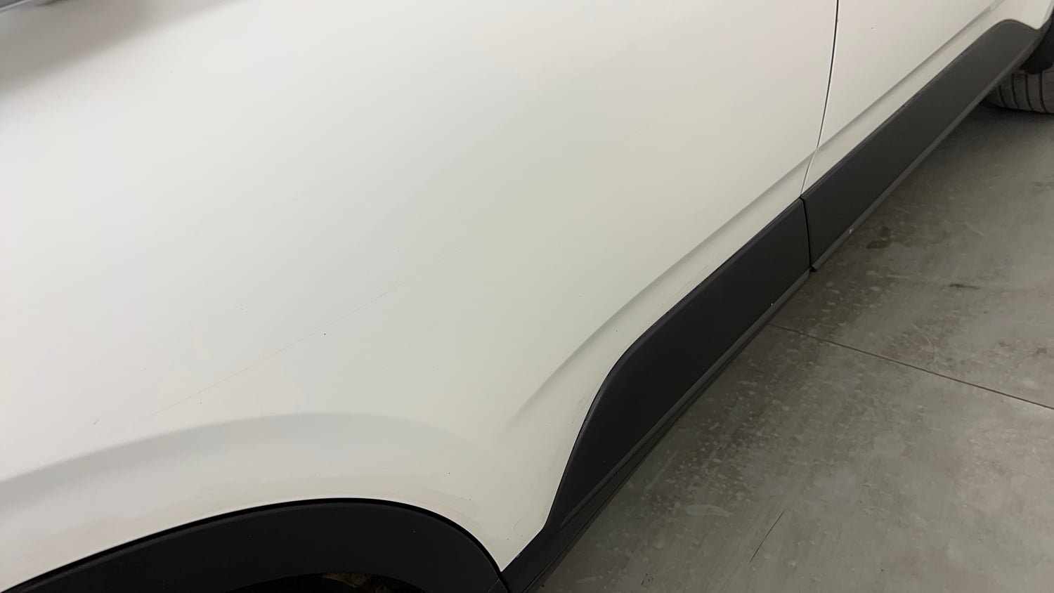 Used 2024 Hyundai Venue SX (O) 1.0 Turbo DCT Petrol Automatic dents MINOR SCRATCH