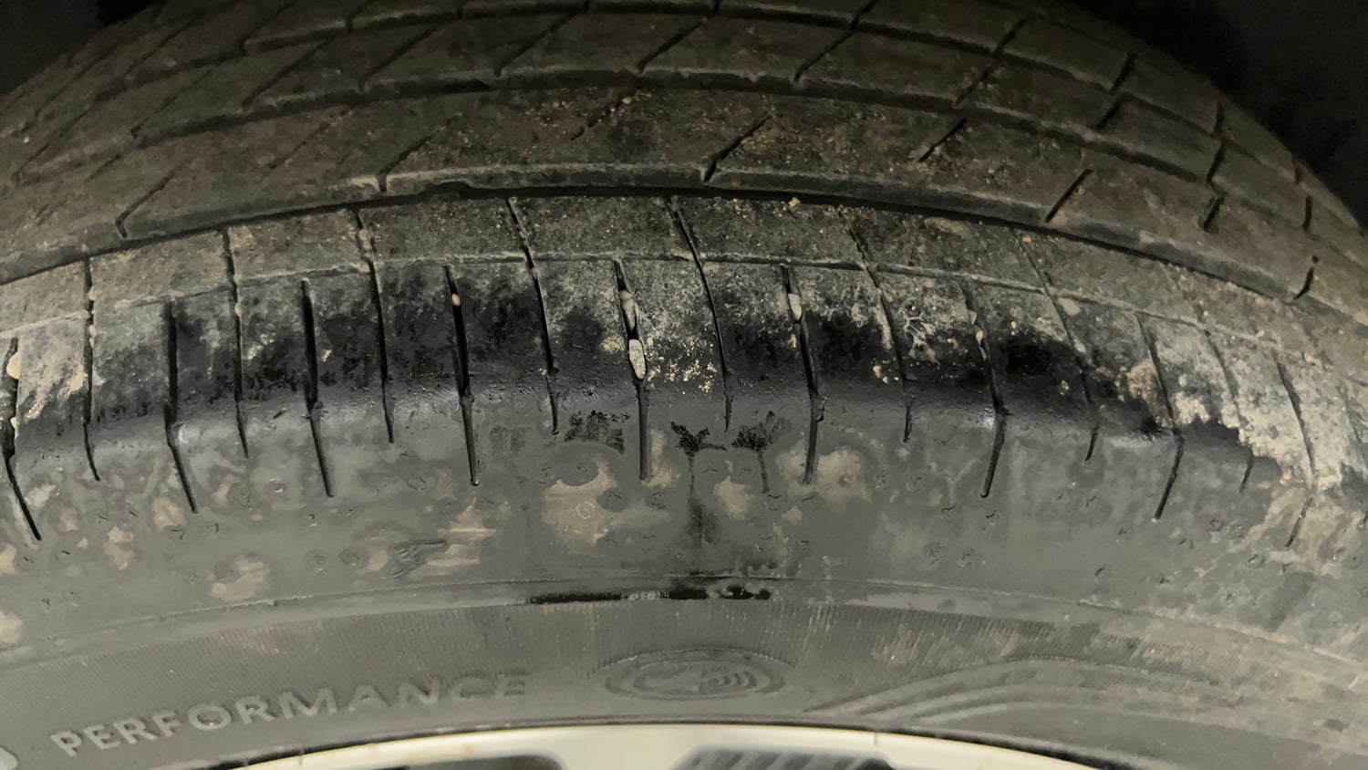 Used 2022 Toyota Urban Cruiser Premium Grade AT Petrol Automatic tyres RIGHT REAR TYRE TREAD VIEW