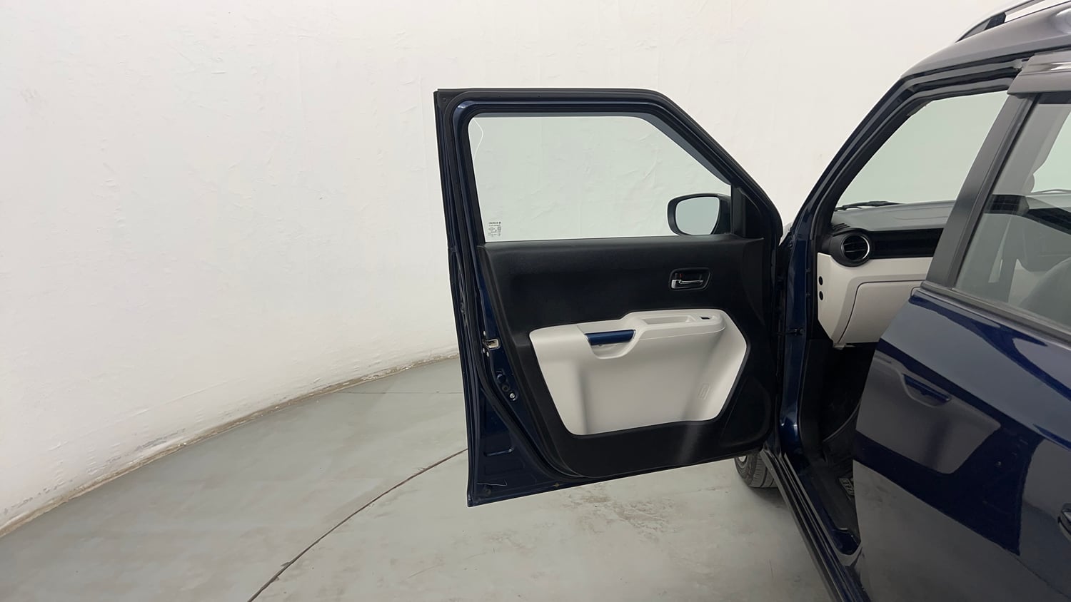 Used 2022 Maruti Suzuki Ignis Delta 1.2 AMT Petrol Automatic interior LEFT FRONT DOOR OPEN VIEW