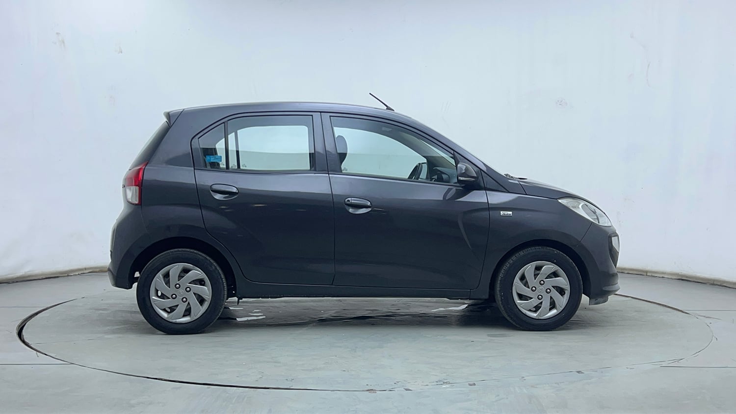 Used 2020 Hyundai Santro Sportz AMT Petrol Automatic exterior RIGHT SIDE VIEW