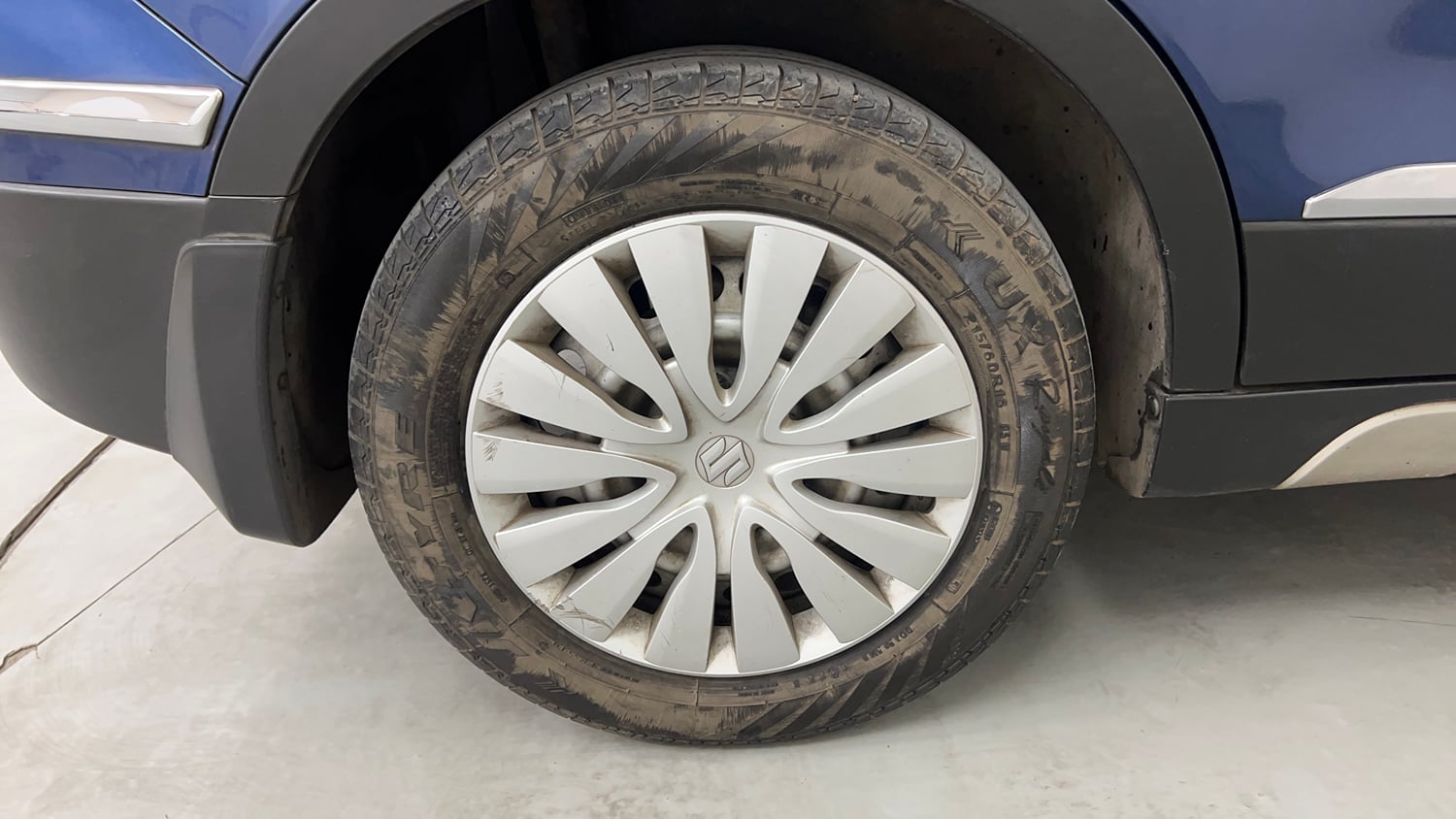 Used 2022 Maruti Suzuki S-Cross Sigma Petrol Manual tyres RIGHT REAR TYRE RIM VIEW