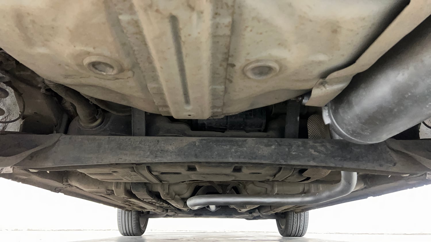 Used 2015 Hyundai Elite i20 Asta 1.2 Petrol Manual extra REAR UNDERBODY VIEW (TAKEN FROM REAR)