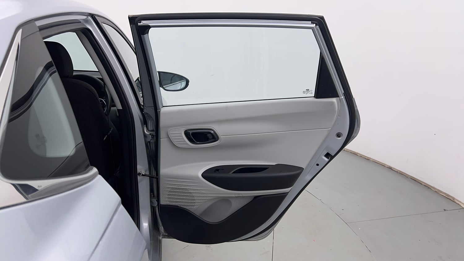 Used 2024 Hyundai i20 Sportz (O) 1.2 MT Petrol Manual interior RIGHT REAR DOOR OPEN VIEW