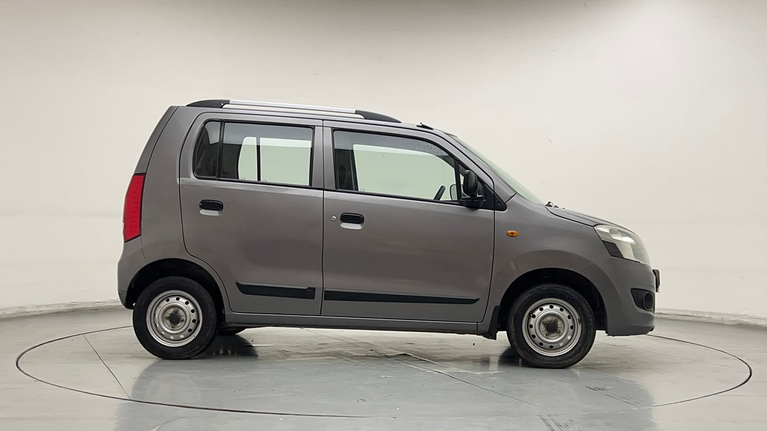 Used 2015 Maruti Suzuki Wagon R LXI CNG Cng Manual exterior RIGHT SIDE VIEW