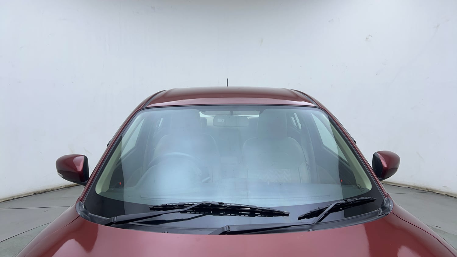 Used 2019 Maruti Suzuki Dzire VXi Petrol Manual exterior FRONT WINDSHIELD VIEW