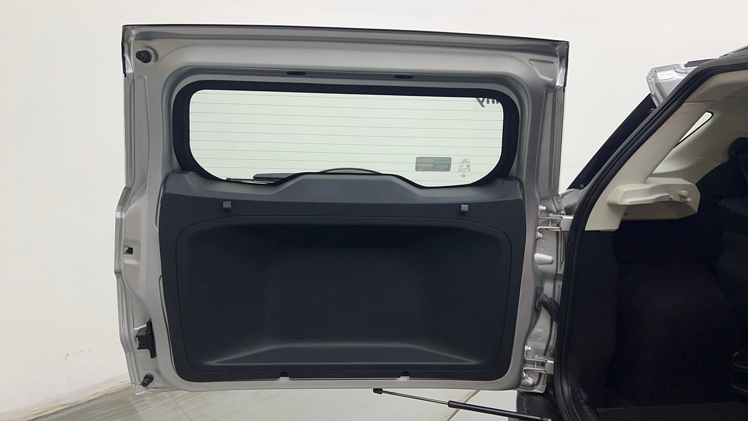 Used 2021 Ford EcoSport S MT 1.5 Ti-VCT Petrol Manual interior DICKY DOOR OPEN VIEW