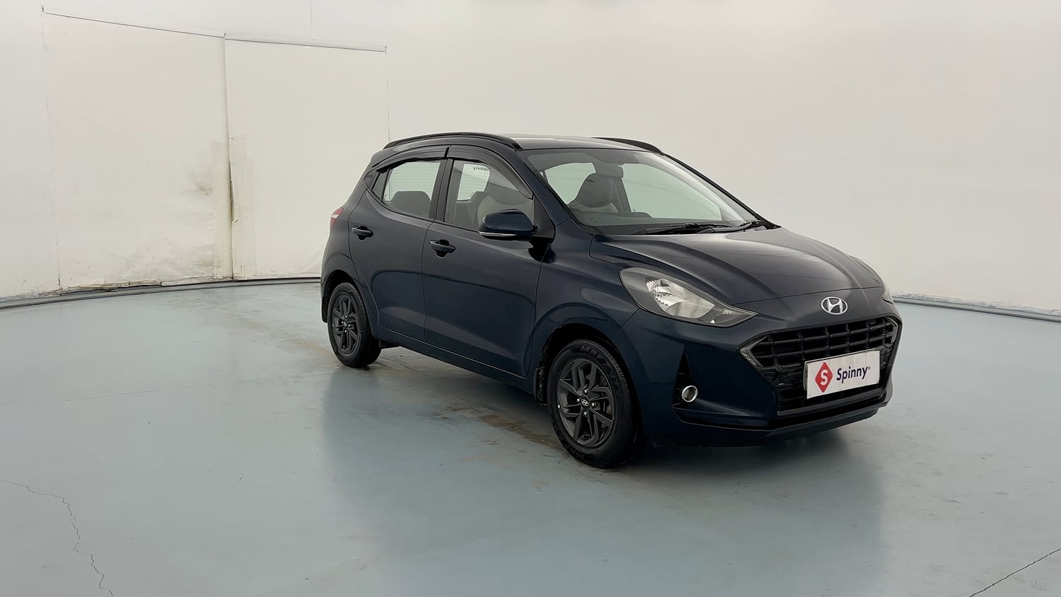 Used 2020 Hyundai Grand i10 Nios Sportz 1.2 Kappa VTVT Petrol Manual exterior RIGHT FRONT CORNER VIEW