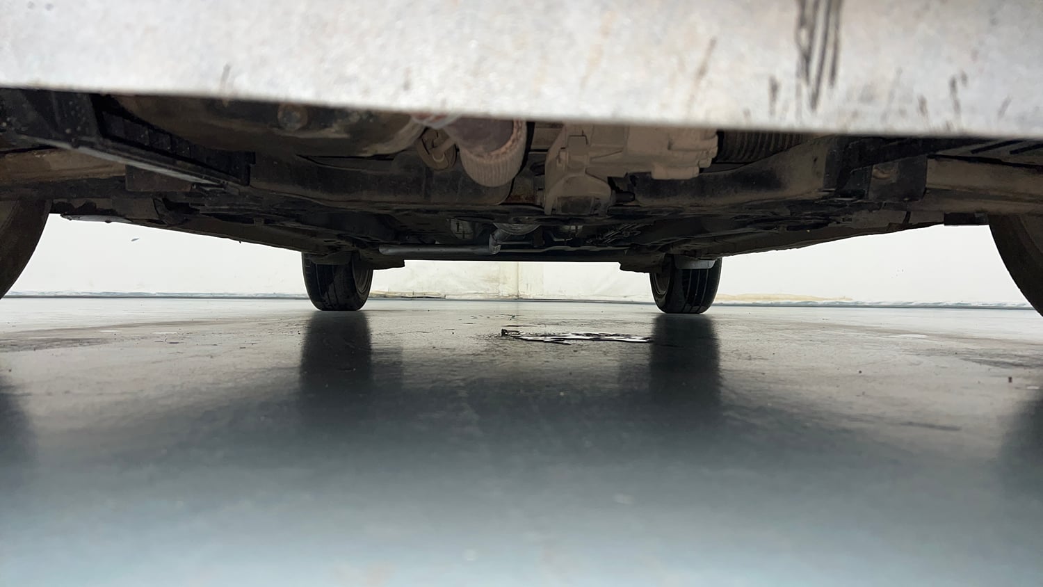 Used 2020 Tata Altroz XZ Petrol Petrol Manual extra FRONT LEFT UNDERBODY VIEW