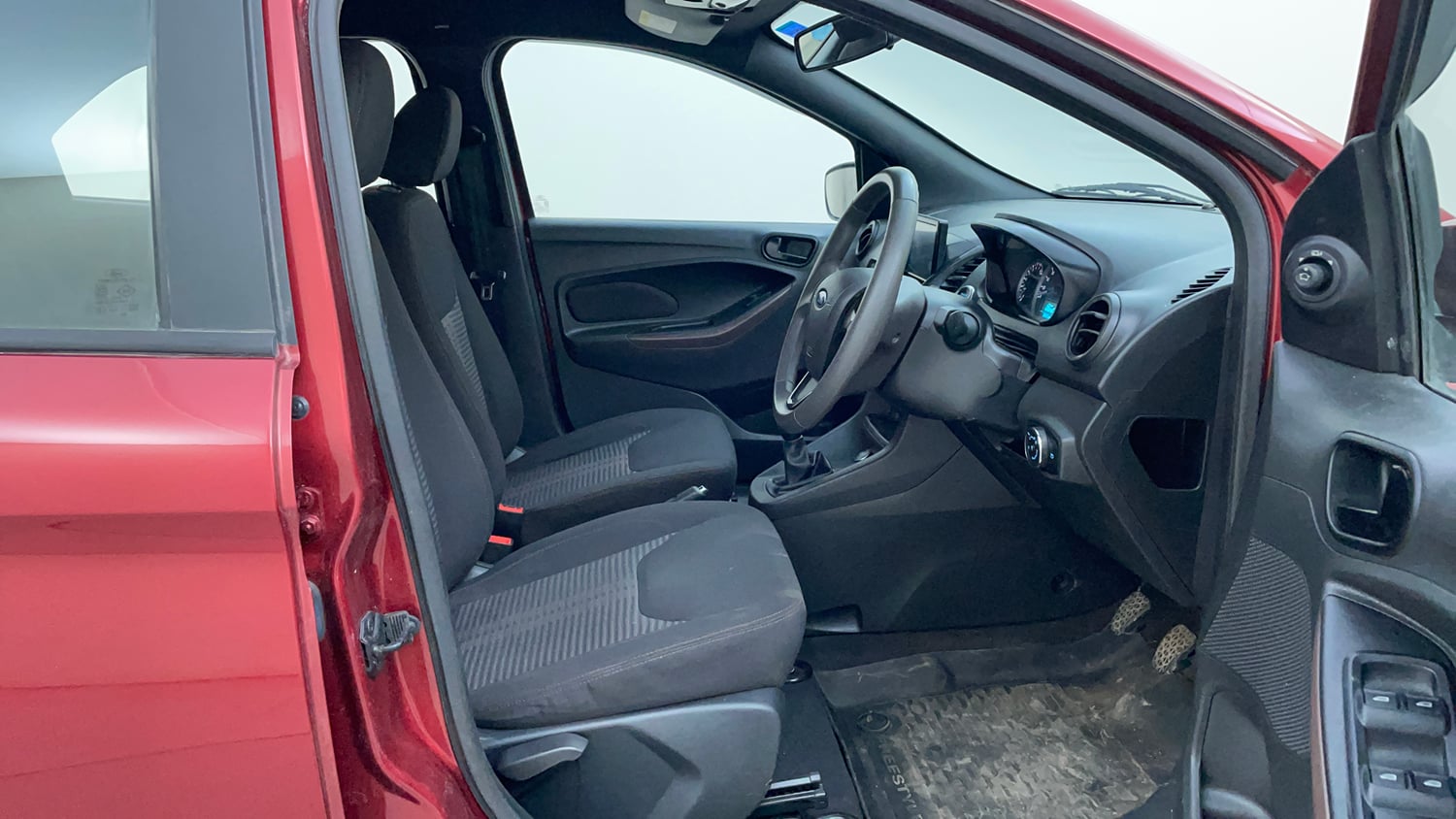 Used 2021 Ford Freestyle Titanium Plus 1.2 Ti-VCT Petrol Manual interior RIGHT SIDE FRONT DOOR CABIN VIEW