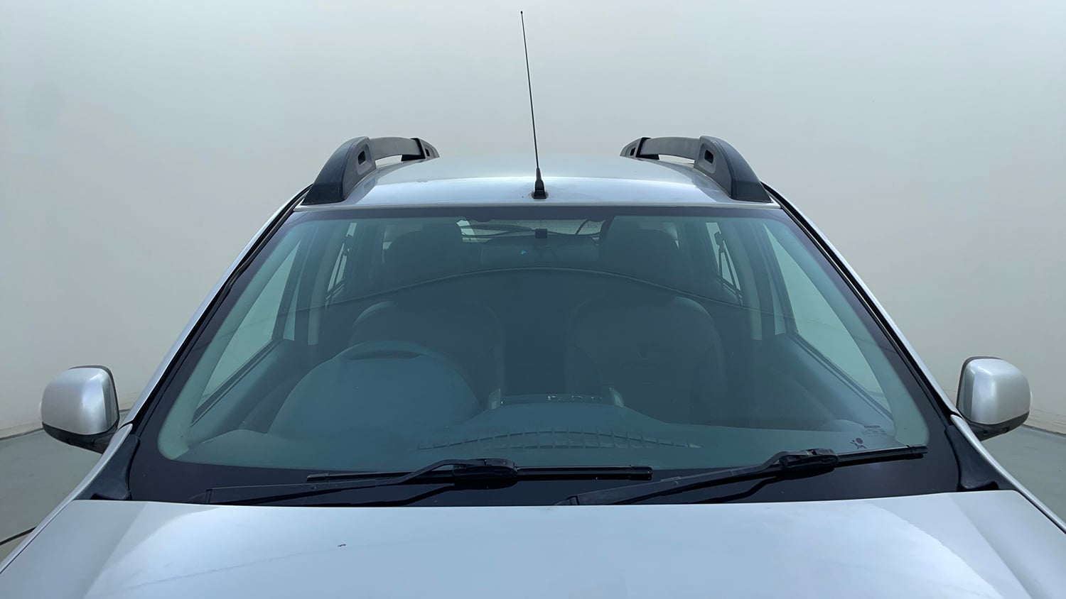 Used 2017 Renault Duster RXL Petrol Petrol Manual exterior FRONT WINDSHIELD VIEW