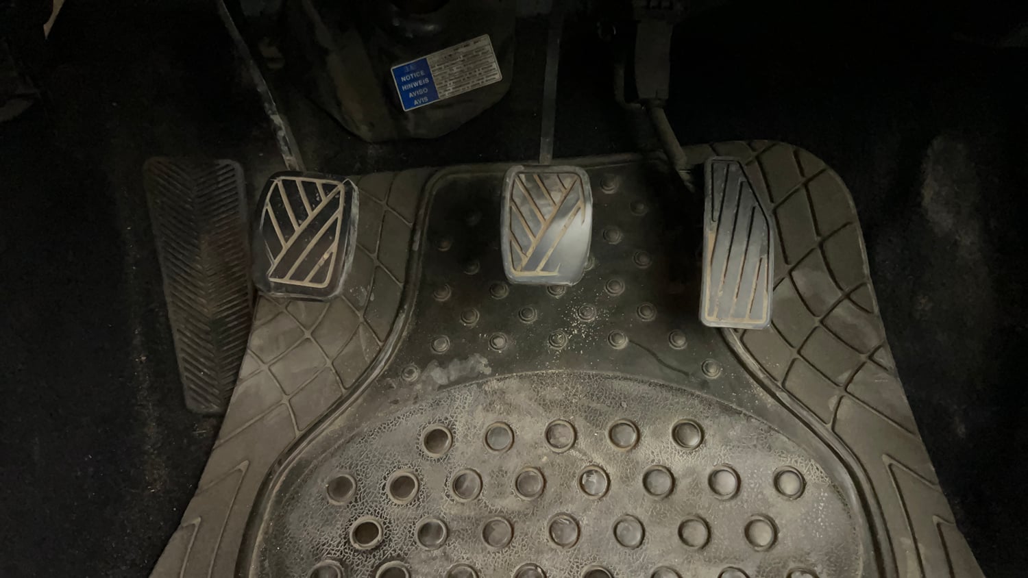 Used 2017 Maruti Suzuki Baleno Delta 1.2 Petrol Manual interior PEDALS VIEW