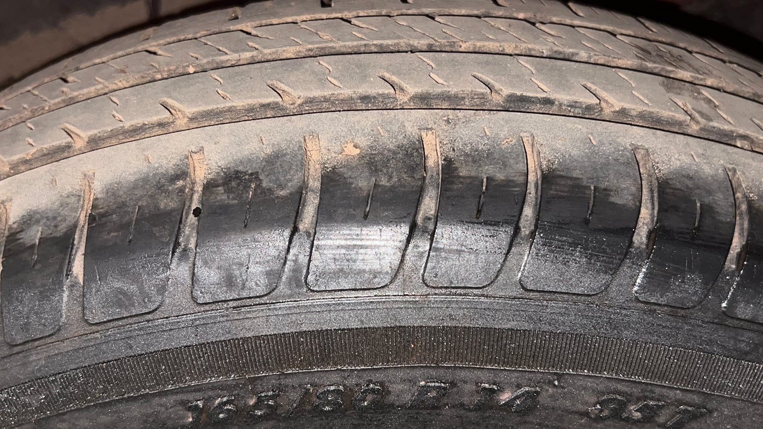 Used 2018 Maruti Suzuki Swift LXi Petrol Manual tyres LEFT REAR TYRE TREAD VIEW