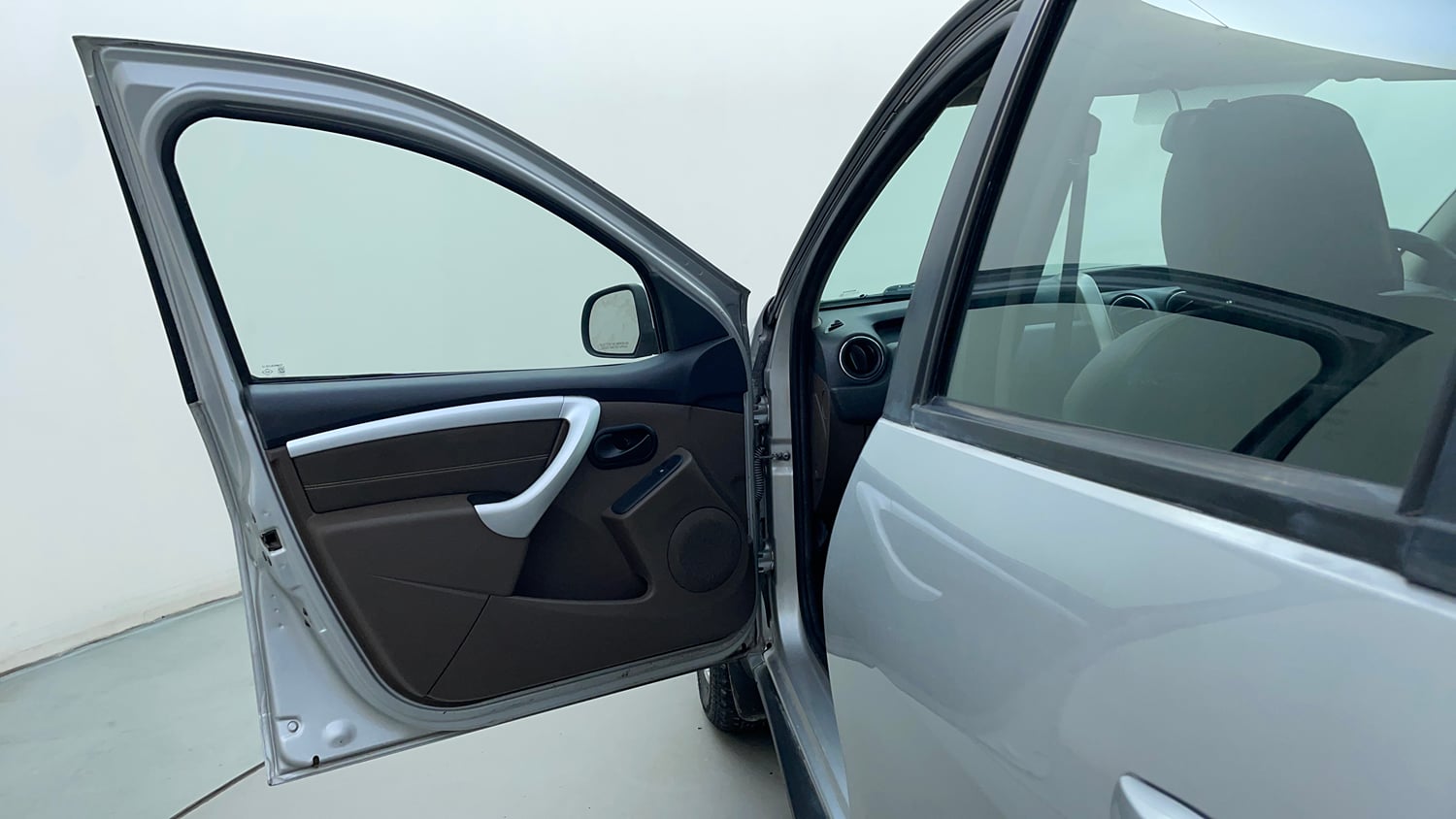 Used 2017 Renault Duster RXL Petrol Petrol Manual interior LEFT FRONT DOOR OPEN VIEW
