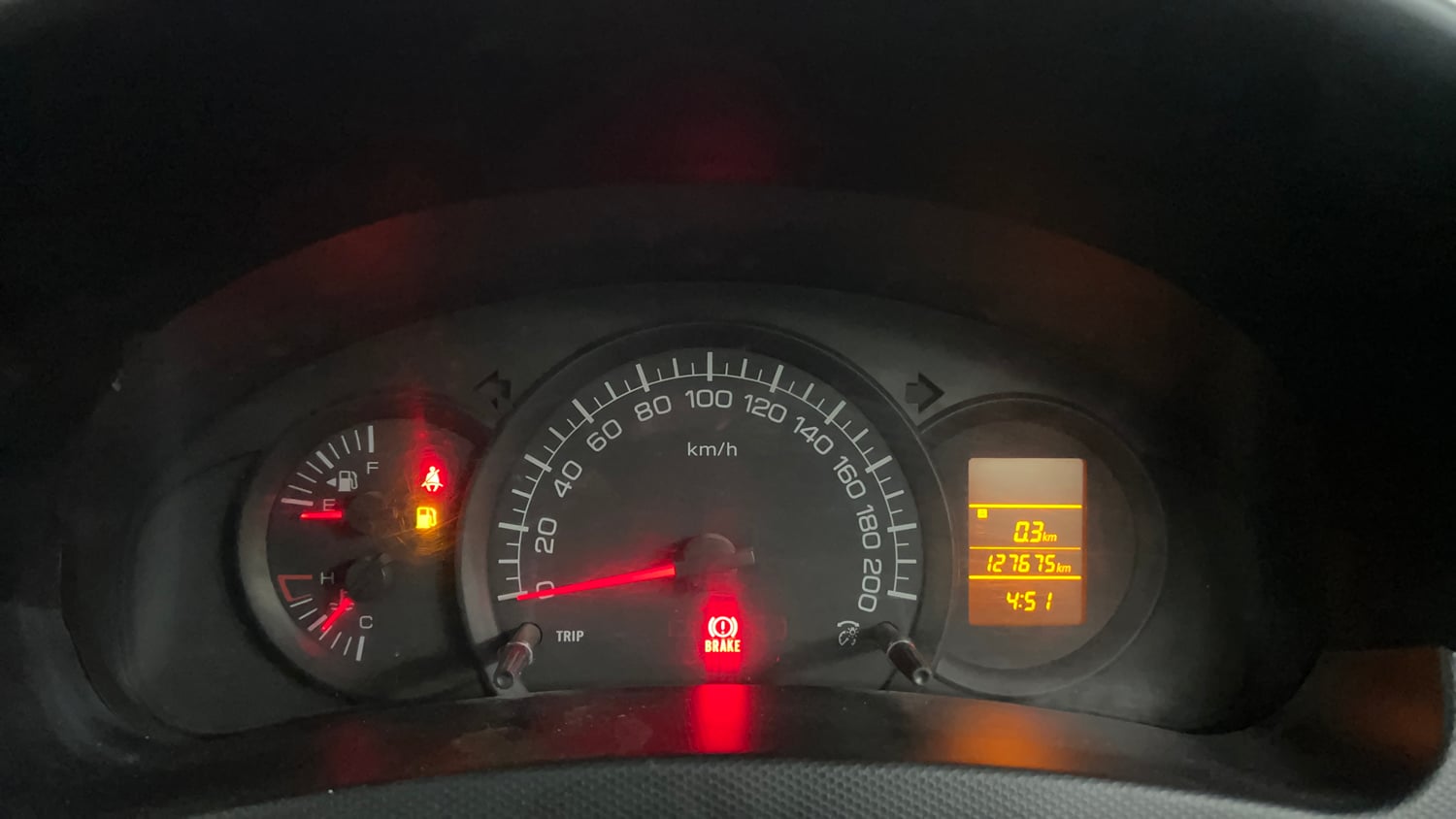 Used 2014 Maruti Suzuki Swift LXi Petrol Manual interior CLUSTERMETER VIEW