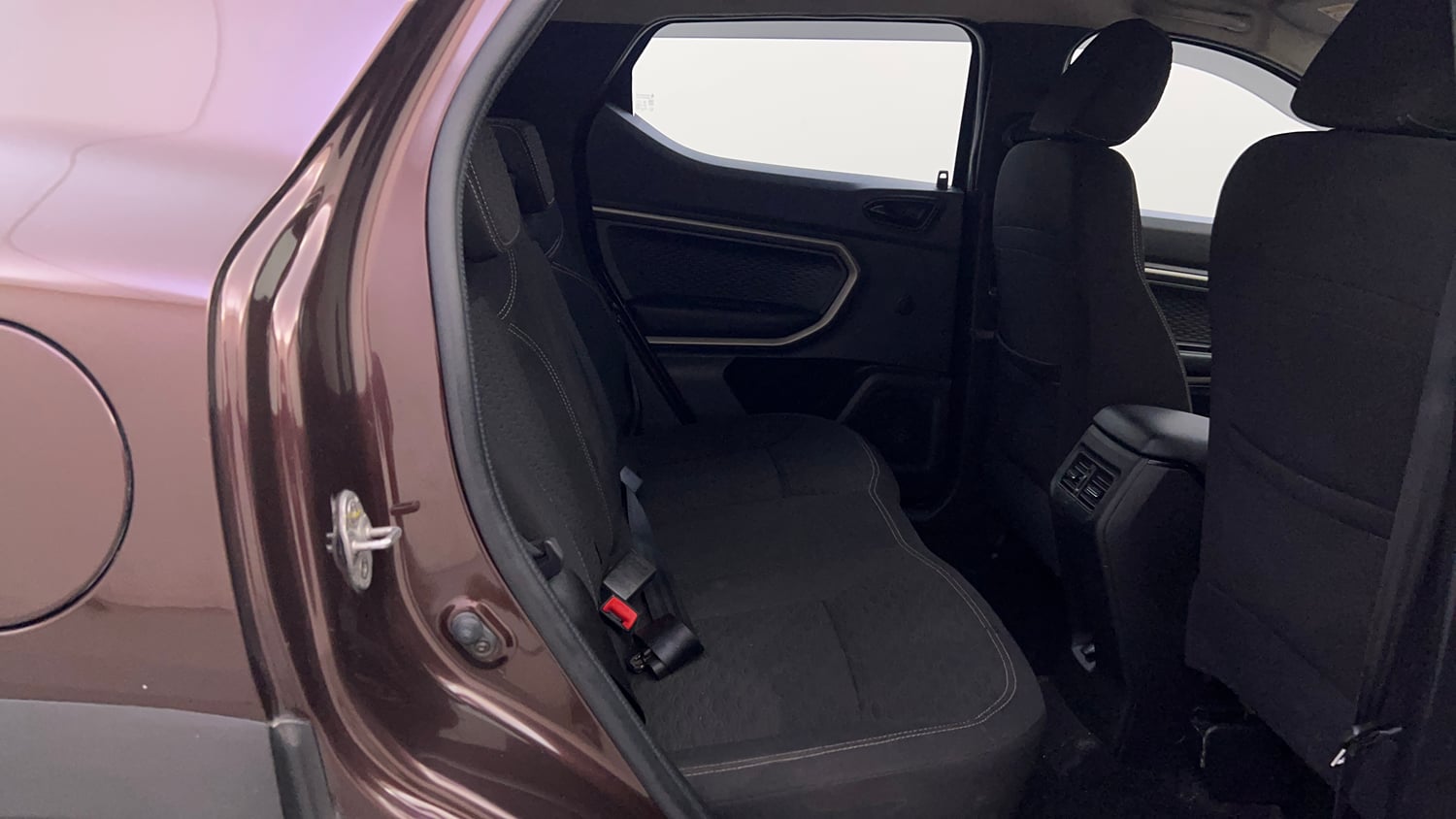 Used 2021 Renault Kiger RXZ AMT Dual Tone Petrol Automatic interior RIGHT SIDE REAR DOOR CABIN VIEW