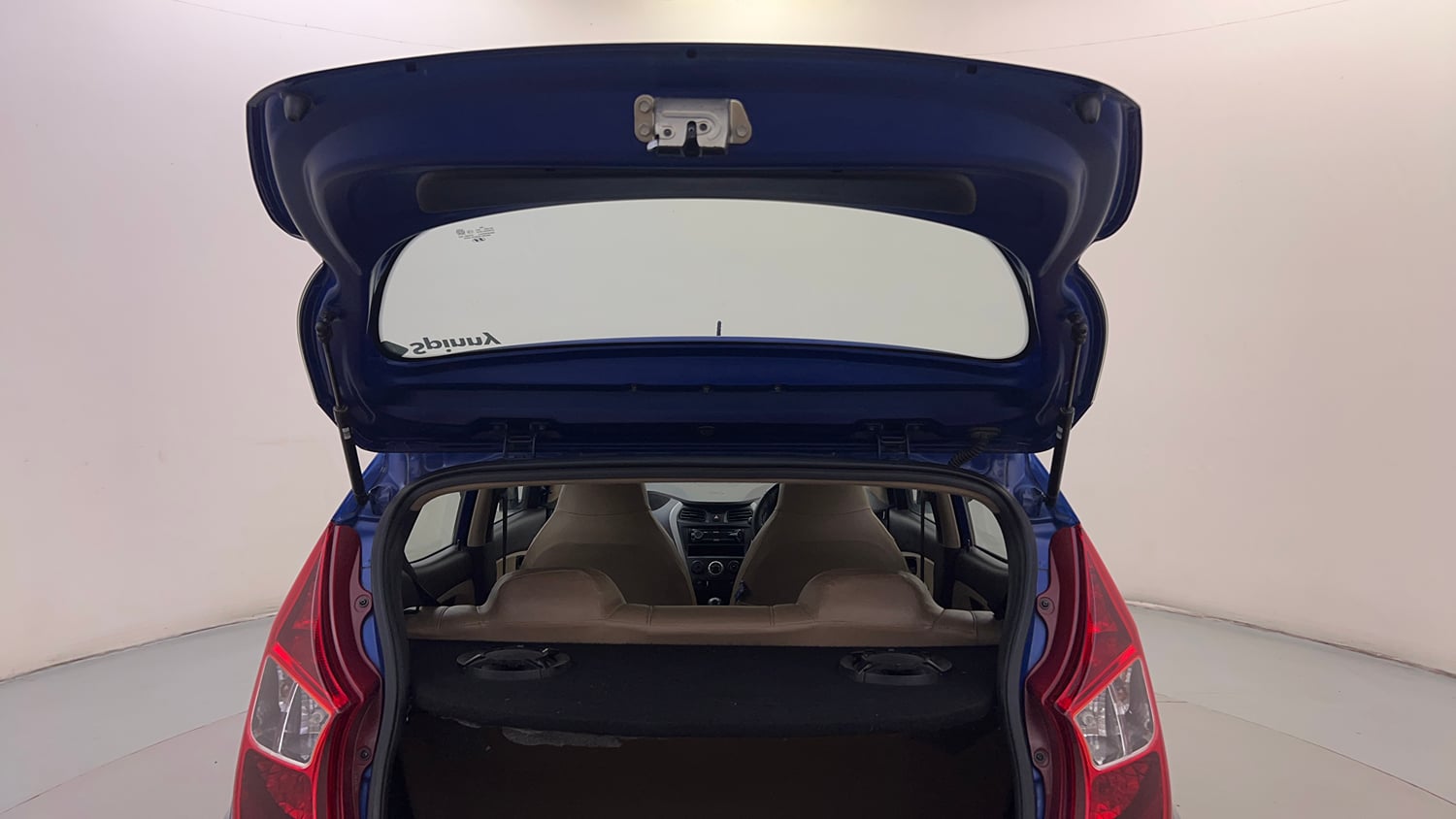 Used 2017 Hyundai Eon Era + Petrol Manual interior DICKY DOOR OPEN VIEW