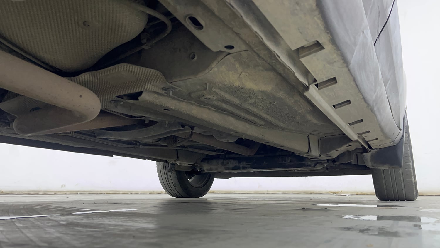 Used 2020 Ford EcoSport S MT 1.5 TDCi Diesel Manual extra REAR RIGHT UNDERBODY VIEW