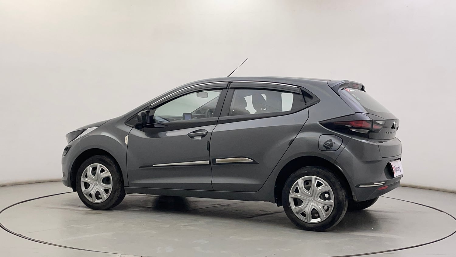 Used 2022 Tata Altroz XM Plus Petrol Petrol Manual exterior LEFT REAR CORNER VIEW