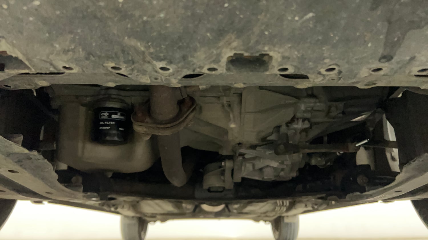 Used 2017 Maruti Suzuki Baleno Delta 1.2 Petrol Manual extra FRONT LEFT UNDERBODY VIEW