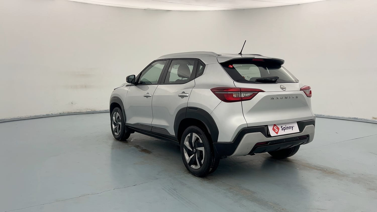 Used 2021 Nissan Magnite XL Petrol Manual exterior LEFT REAR CORNER VIEW