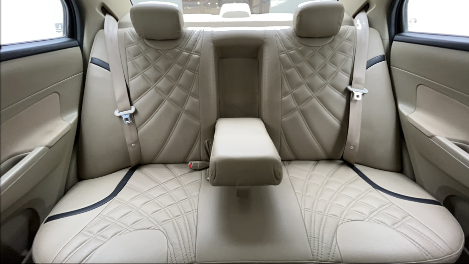 Used 2015 Maruti Suzuki Swift Dzire VXI Petrol Manual interior REAR SEAT CONDITION VIEW