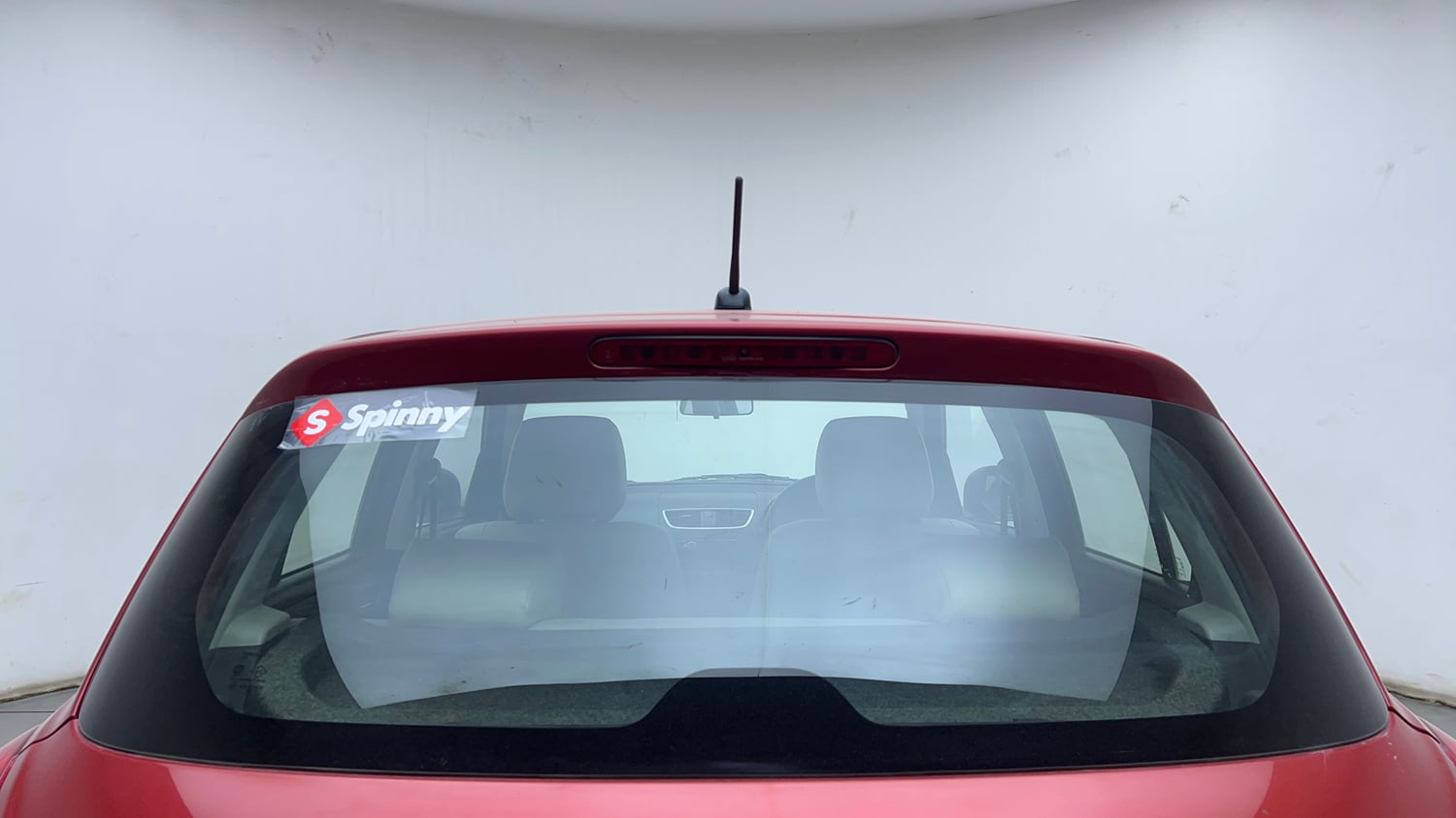 Used 2014 Maruti Suzuki Swift VXi Petrol Manual exterior BACK WINDSHIELD VIEW