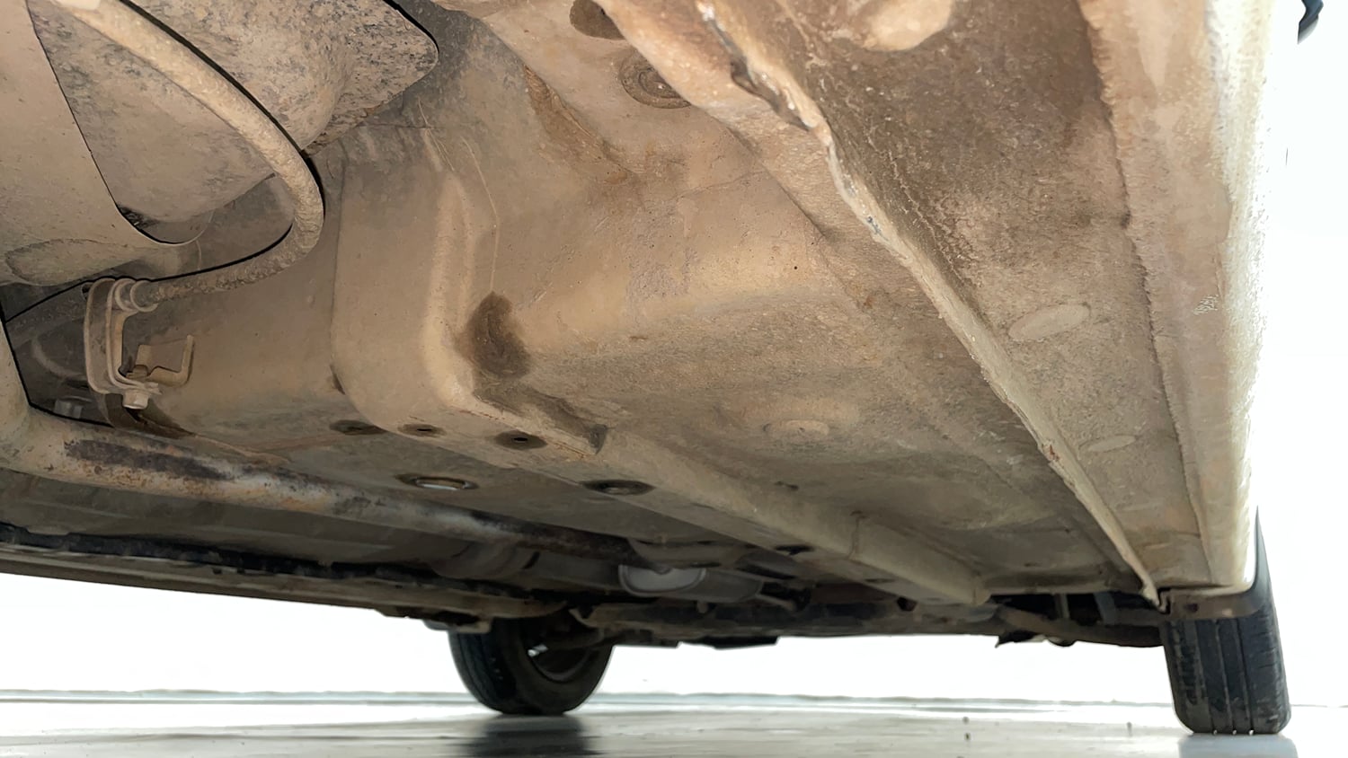Used 2016 Hyundai Xcent S 1.2 Petrol Manual extra REAR RIGHT UNDERBODY VIEW