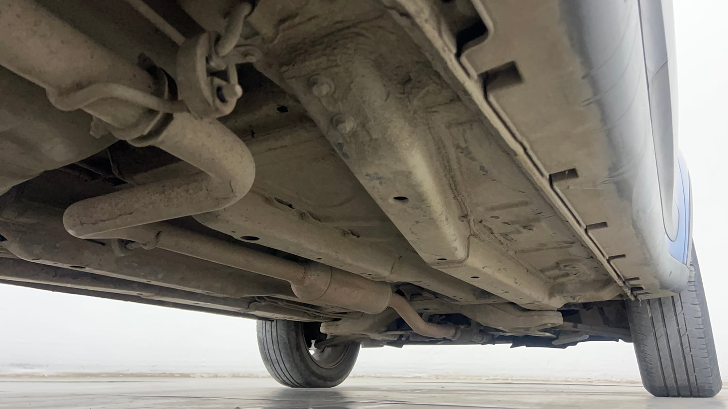 Used 2019 Tata Nexon XZ Plus Petrol Manual extra REAR RIGHT UNDERBODY VIEW