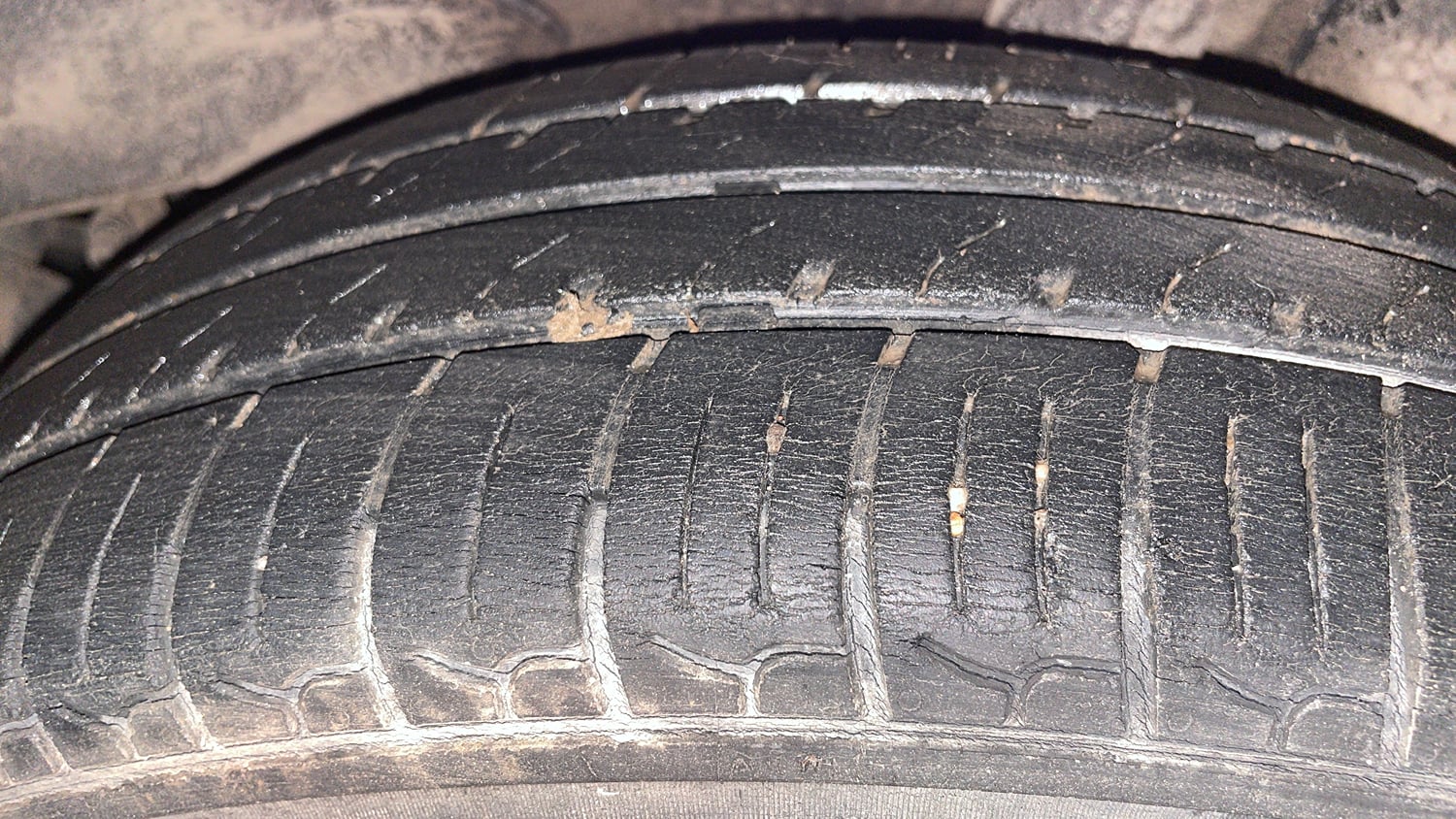 Used 2019 Hyundai Santro Sportz Petrol Manual tyres LEFT REAR TYRE TREAD VIEW