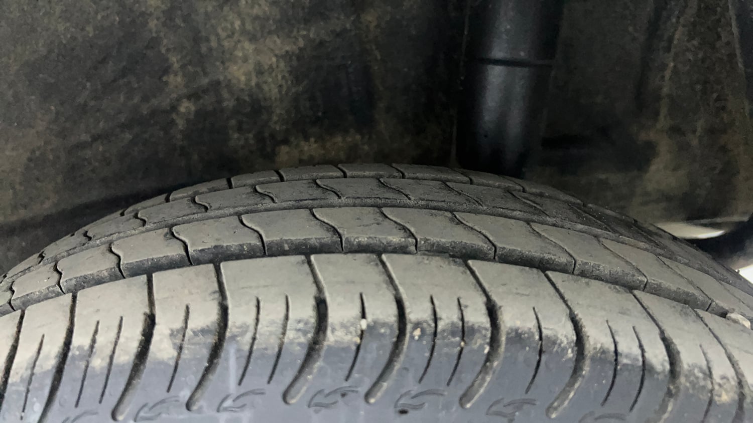 Used 2025 Maruti Suzuki Wagon R ZXI Plus 1.2 AGS Petrol Automatic tyres LEFT REAR TYRE TREAD VIEW