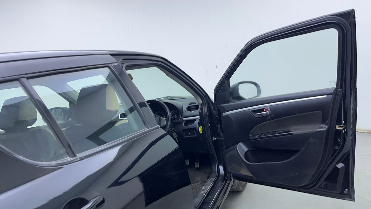 Used 2012 Maruti Suzuki Swift VXi Petrol Manual interior RIGHT FRONT DOOR OPEN VIEW