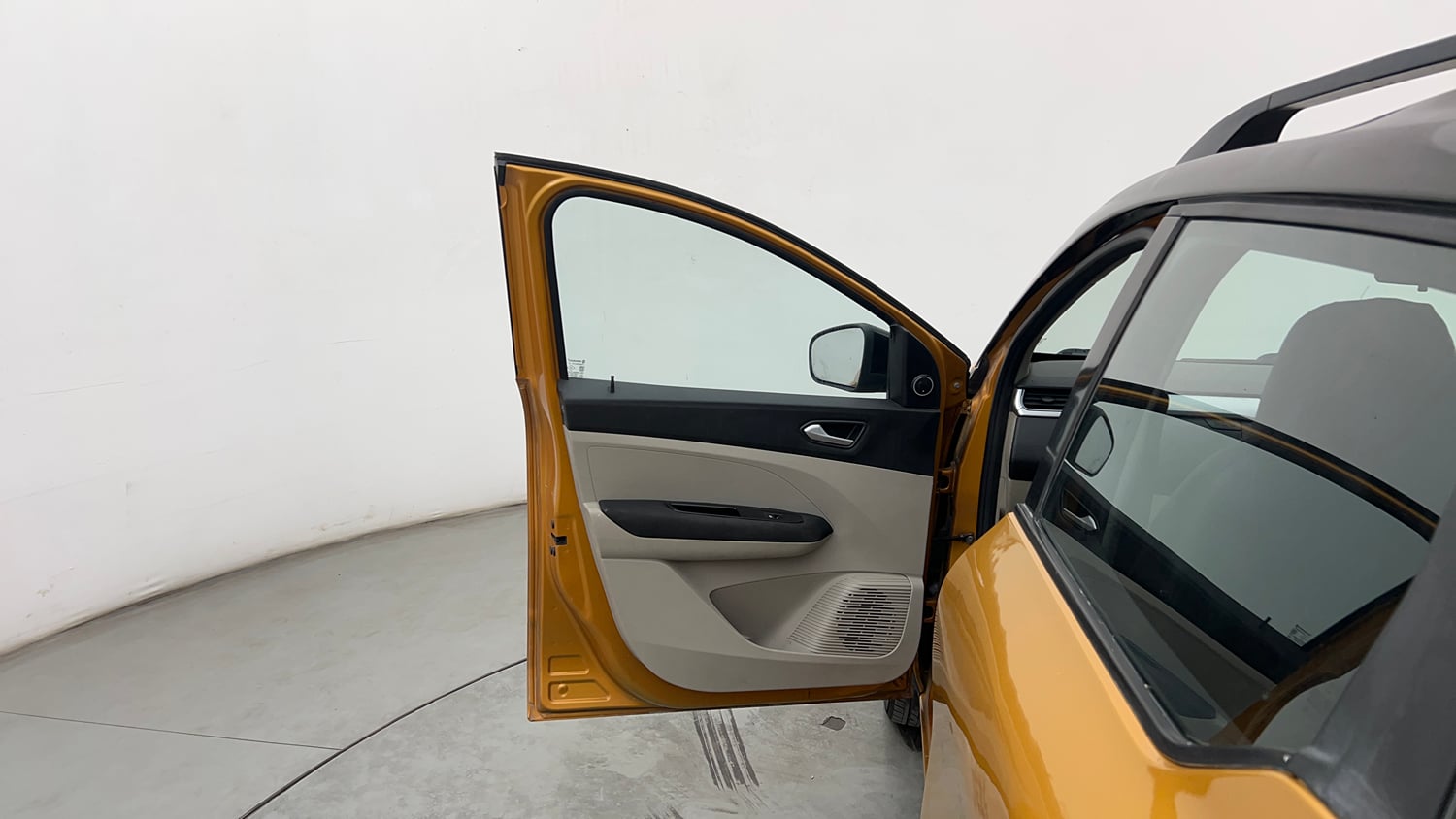 Used 2020 Renault Triber RXZ EASY-R AMT Petrol Automatic interior LEFT FRONT DOOR OPEN VIEW