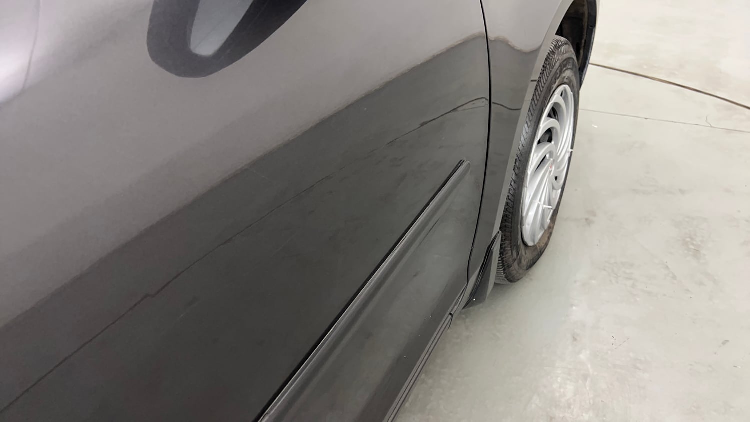 Used 2018 Maruti Suzuki Swift VXI (O) Petrol Manual dents MINOR SCRATCH