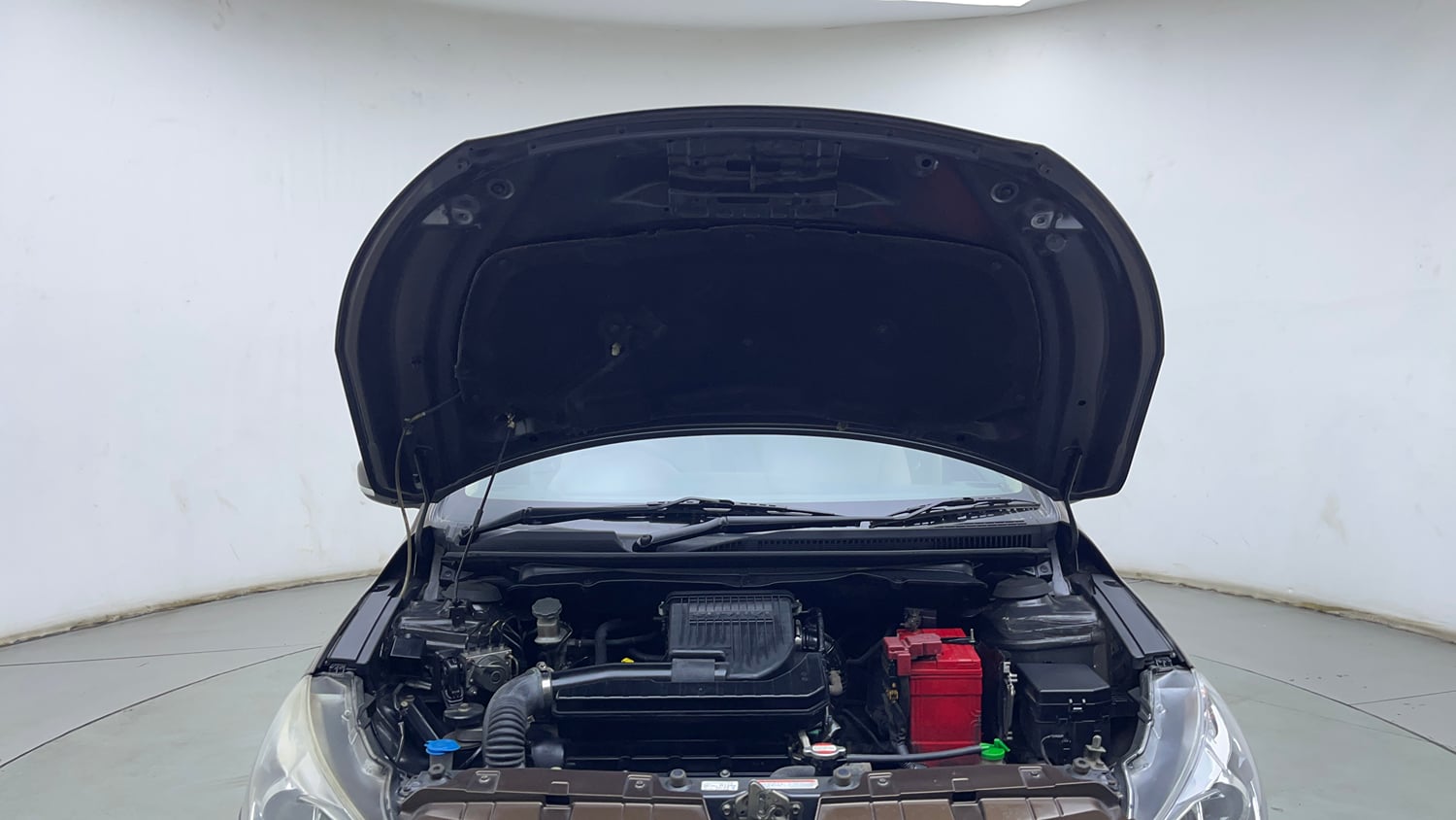 Used 2017 Maruti Suzuki Ciaz ZXI+ Petrol Manual engine ENGINE & BONNET OPEN FRONT VIEW