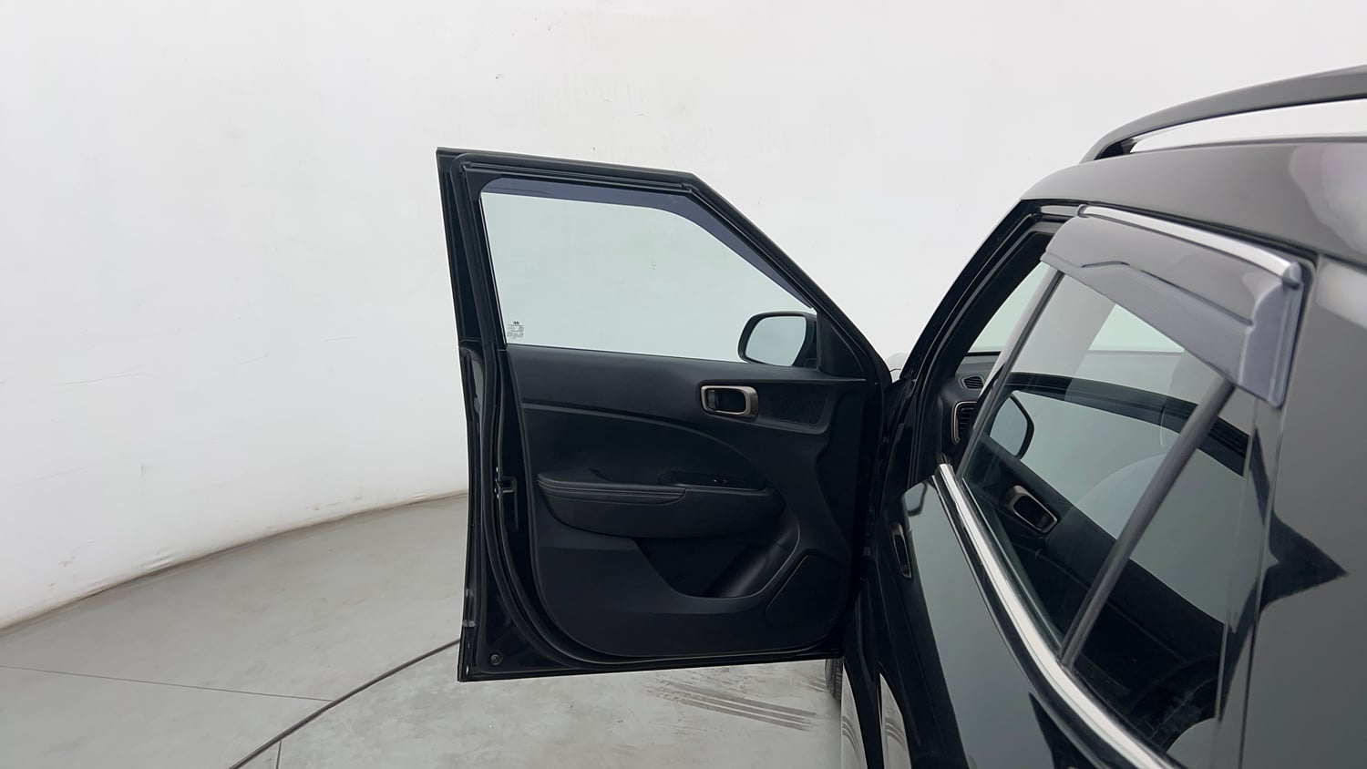 Used 2023 Hyundai Venue SX(O) 1.0 Turbo DCT Knight Edition Petrol Automatic interior LEFT FRONT DOOR OPEN VIEW