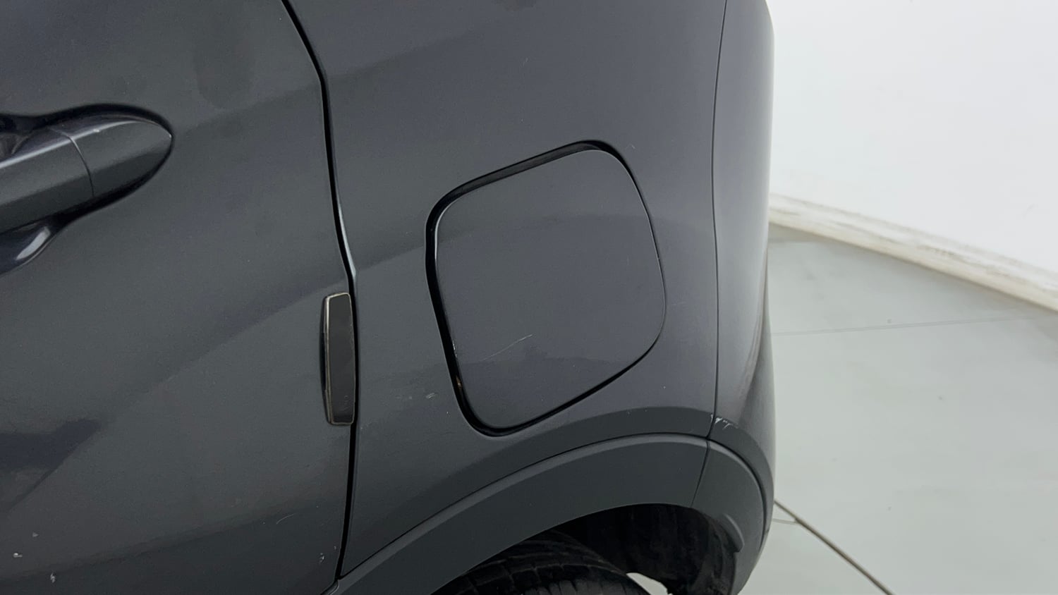 Used 2019 Tata Nexon XZA Plus Petrol Petrol Automatic dents MINOR SCRATCH
