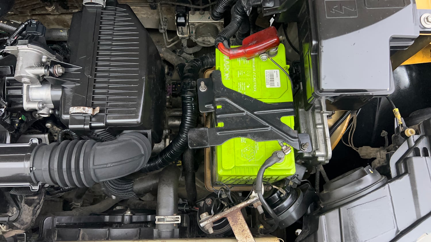 Used 2020 Renault Triber RXZ EASY-R AMT Petrol Automatic engine ENGINE LEFT SIDE VIEW