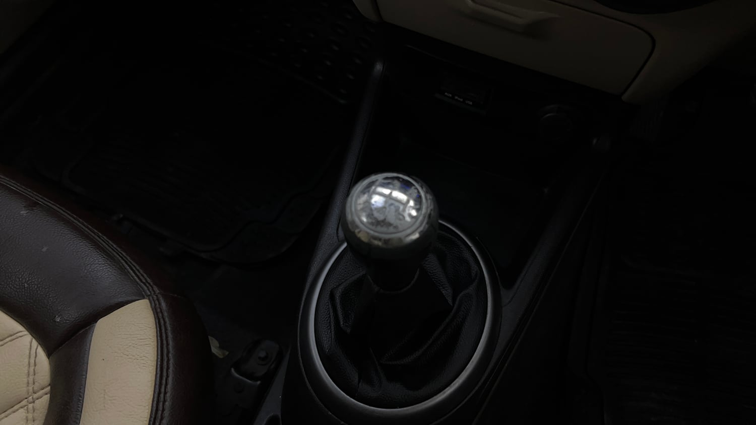 Used 2012 Hyundai i20 Sportz 1.2 Petrol Manual interior GEAR  KNOB VIEW