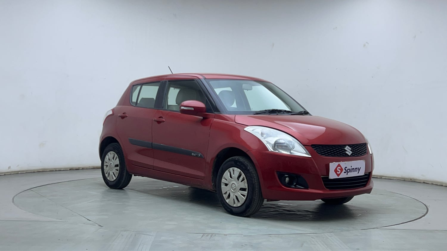 Used 2014 Maruti Suzuki Swift VXi Petrol Manual exterior RIGHT FRONT CORNER VIEW