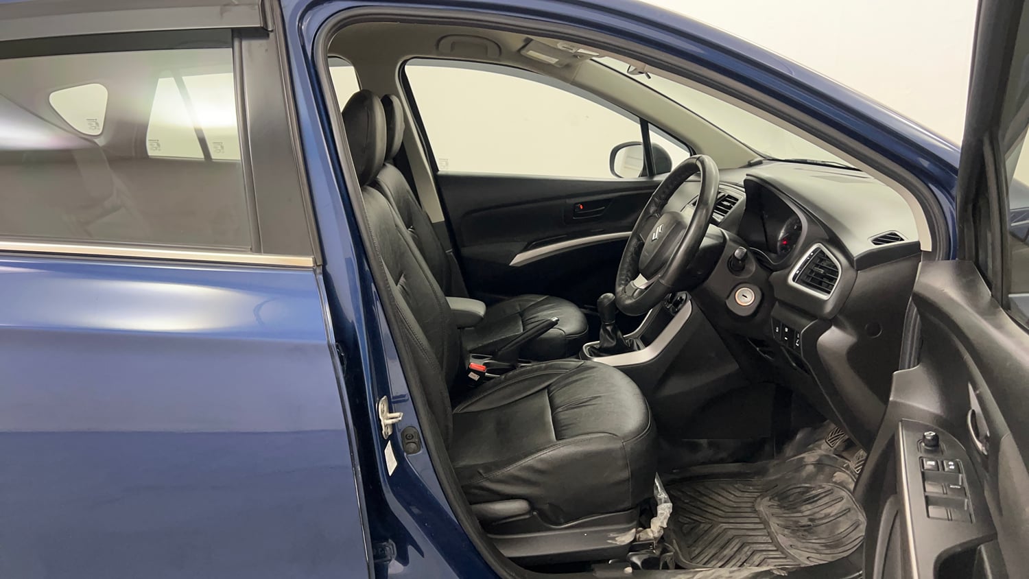 Used 2022 Maruti Suzuki S-Cross Sigma Petrol Manual interior RIGHT SIDE FRONT DOOR CABIN VIEW